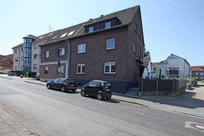 Modernisiertes Mehrfamilienhaus mit Anbau aus 2015 in gefragter Lage von Hückelhoven