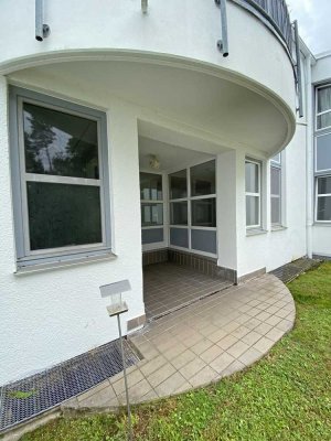 POCHERT IMMOBILIEN - Attraktive Wohnung mit Terrasse in schöner Wohnlage Kaiserslautern-Nähe UNI