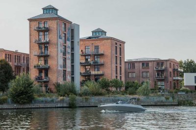 Traumhaftes Loft am Ufer der Spree