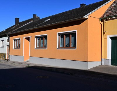 R E S E R V I E R T - Ihr neues Zuhause erwartet Sie! Haus mit großzügiger Wohnfläche in Zellerndorf (Retzer Land)