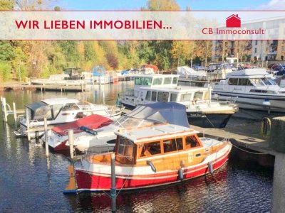 Tolle Lage direkt an der Marina mit Blick in Richtung der Havel