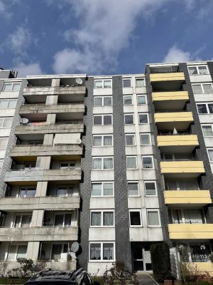 Frisch renovierte 4 -Zimmer-Wohnung mit Balkon