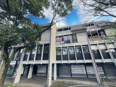 Vor den Toren der Innenstadt und am Fuße des Schlossbergs - 2 Zi. Wohnung in der Freiburger Oberau !