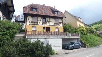 Einfamilienhaus mit Garten und Garage in Forbach-Gausbach