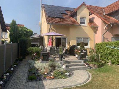 Wunderschönes Reihen-Endhaus mit Garten in bevorzugter Wohnlage