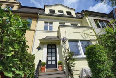 Schönes, möbliertes 2-Z. Apartment in der Südstadt/Beautiful flat, fully furnished and serviced