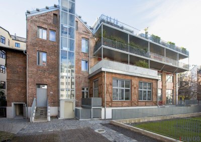 STYLISCHES LOFT IN EHEMALIGER K&amp;K HOFTISCHLEREI II 4 METER RAUMHÖHE IM WOHNBEREICH II EIGENGARTEN + TERRASSE II NÄHE NEUER U2