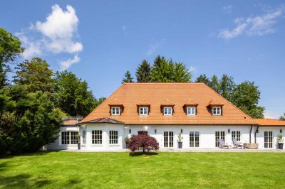 ONE OF A KIND | Herrenhaus mit atemberaubendem Bergblick