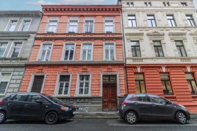 Historisches Wohnen auf zwei Ebenen – Stilvolle Maisonette-Wohnung in Duisburg-Dellviertel