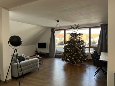 Moderne 3-Zimmer-Dachgeschosswohnung mit Balkon in Walldorf