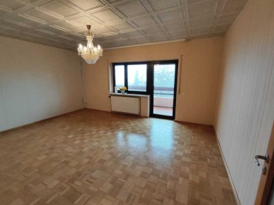 *Optimal geschnittene 2-Zimmer DG-Wohnung in Öhr-Süd inkl. Balkon, Einzelgarage & ca. 60 m² Wohnfl.*