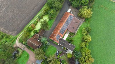 Boerderij Dentrup met 3 woongebouwen, incl. historisch vakwerkhuis in Ascheberg