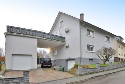 Sehr schönes Zweifamilienhaus mit Potenzial in guter Wohnlage