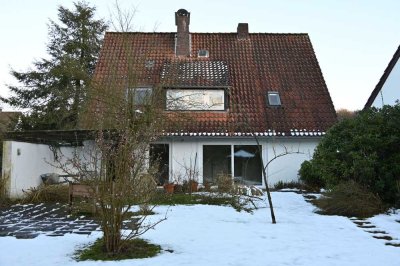 Einfamilienhaus in Uninähe