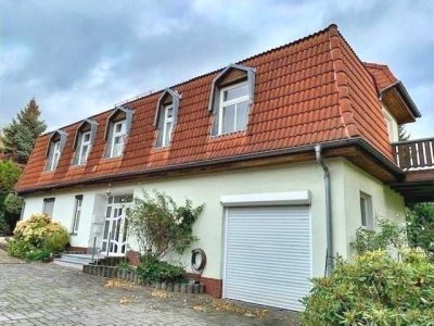 Gepflegtes Zwei-/Dreifamilienhaus in beliebter Wohnlage