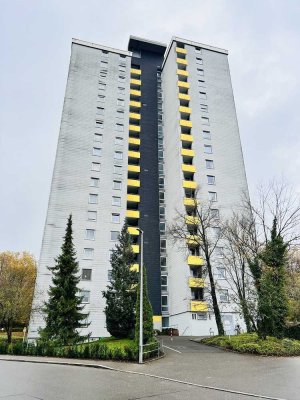 Großartiger Weitblick in komplett entkernter und frisch renovierter 4-Zimmer-Wohnung!