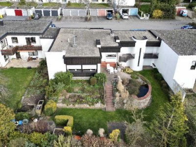 Architektenhaus – Interessanter Bungalow mit viel Raum und Licht in Villingen Wöschhalde