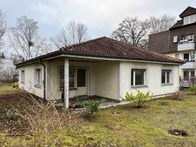 Bungalow mit 150qm Wohnfläche und 650qm Garten in Zehlendorf