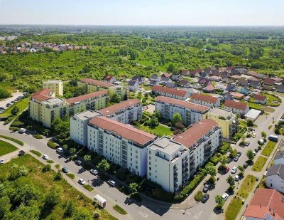 2 Zimmer, Balkon, Laminat im idyllischen Wohnpark Saaleblick