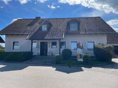 Einfamilienhaus mit Einliegerwohnung bei Erding / Oberding