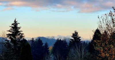 Wohn(T)raum in Schlier mit Grundstück und Bergsicht