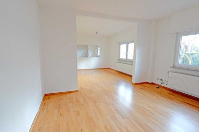 2 FH, sofort bezugsfrei,  EG 74,29 qm plus OG-DG-Maisonette mit 137,46 qm