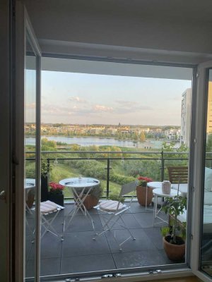 Exklusive Single-Wohnung mit Einbauküche/Balkon und unverbaubarem Blick auf den PHOENIX See