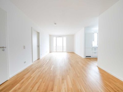 !!! ACHTUNG - nur mit WBS - genau 2 Personen!! - Helle + Moderne 2-Zi.-Wohnung mit Balkon + EBK *Ers