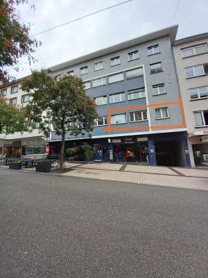 Pforzheim Zentrumslage (Bahnhofstraße),  4-Zimmer-Wohnung, ohne Balkon