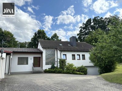 Einfamilienhaus in ruhiger Lage mit Anbau