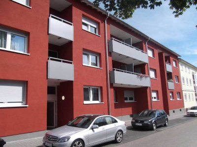 Schöne 3 Zimmer Wohnung in ruhiger Seitenstrasse