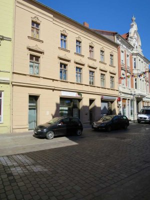 Schöne, renovierte 3,5 Zimmer Wohnung mit Balkon in ruhiger Innenstadtlage von Stendal