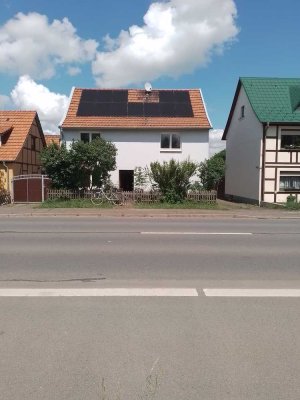 Günstiges 4-Raum-Haus in Görsbach