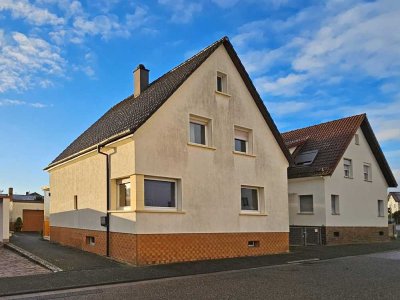 Charmantes und freistehendes Einfamilienhaus in gefragter Lage