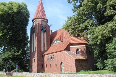 Einfamilienhaus mit Traumgrundstück am Kagarsee