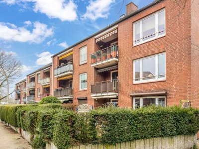 Helle 2-Zimmer-Wohnung in Halstenbek mit Garten & Keller