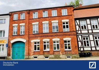 ACHTUNG ANLEGER ! Gepflegtes Mehrfamilienhaus in bester Grabower Altstadtlage