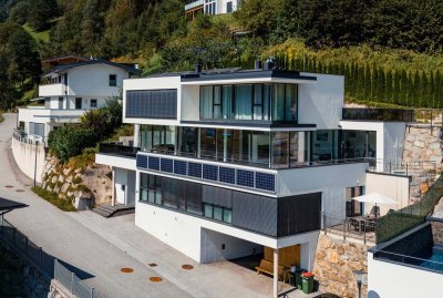 The Summit - Extravaganz mit Einliegerwohnung