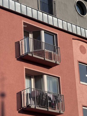 3 Zimmer Wohnung mit Südbalkon in TOP Lage + Küche