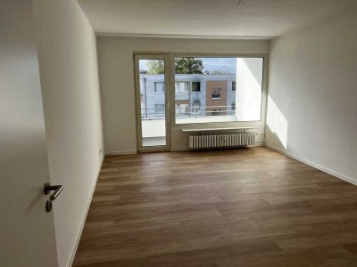 Ansprechende 4-Zimmer-Wohnung mit gehobener Innenausstattung mit Balkon in Bonn Auerberg