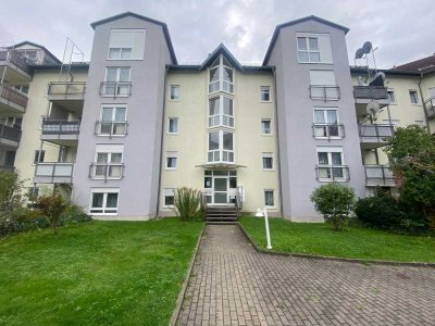 Helle und ruhige 2-Zimmer-Wohnung mit Balkon und Tiefgaragenstellplatz in Bruchsal