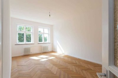 Charmante, sanierte 2-Zimmer-Wohnung im denkmalgeschützten Altbau im Herzen von Friedrichshain