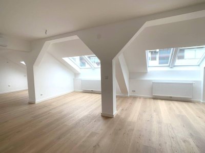 ERSTBEZUG: Exklusives Dachgeschosswohnung mit Terrasse! TOP LAGE!