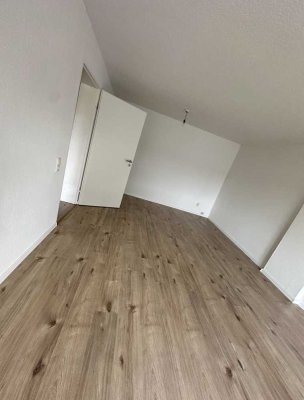 Freundliche 2,5-Zimmer-EG-Wohnung mit Terrasse in Saarbrücken