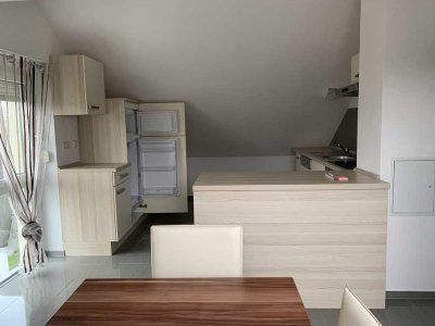 2-Zimmer DG-Wohnung mit Dachterrasse