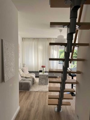 Modernisierte 3-Zimmer-Maisonettewohnung mit Stellplatz und Balkon in Wandsbek