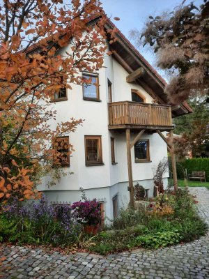 Freundliche 3-Zimmer-DG-Wohnung mit Balkon in Machern