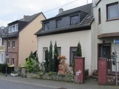 ZWANGSVERSTEIGERUNG: Einfamilienhaus in Weißenthurm