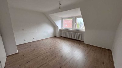 Modernisierte Dachgeschosswohnung mit frischem Ambiente und Stil in Essen