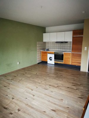 Gepflegte Einzimmerwohnung mit Balkon und EBK sucht neuen Mieter!